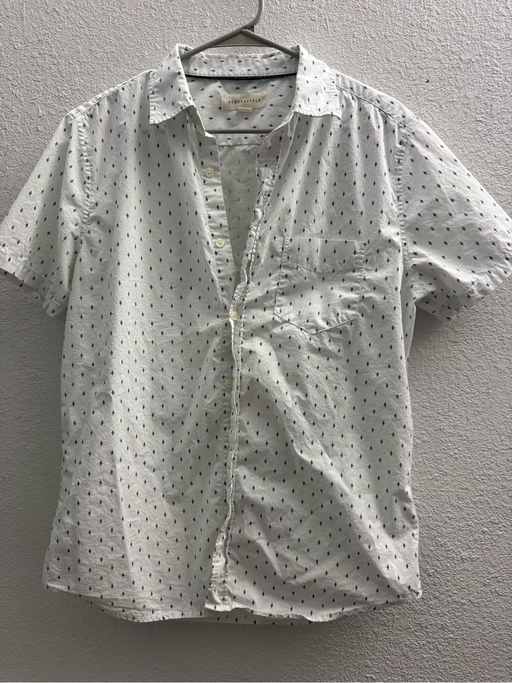 Aeropostale White Short-Sleeve Button-Down Shirt with Navy Micro Print